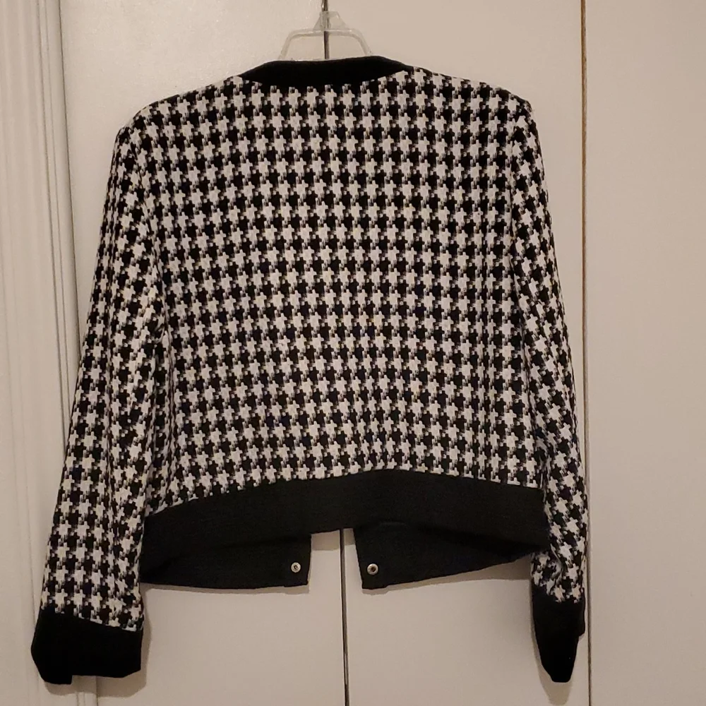 Houndstooth Jacket - Picture 4 of 7